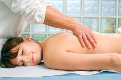 Le massage améliore la fertilité des pour femmes
